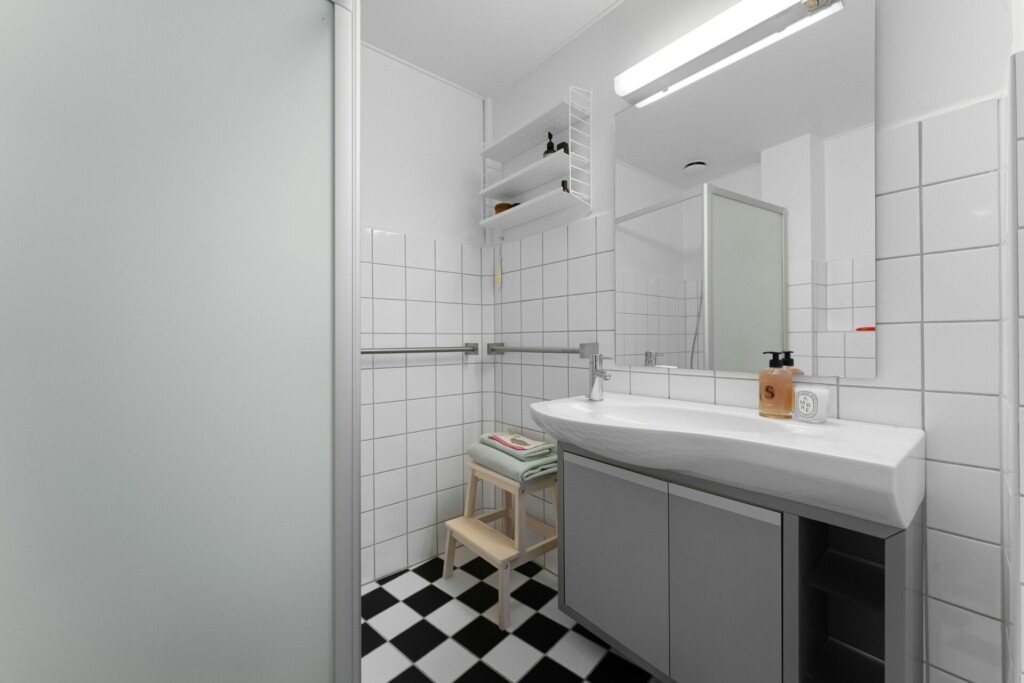 Modern Bathroom Shower Design